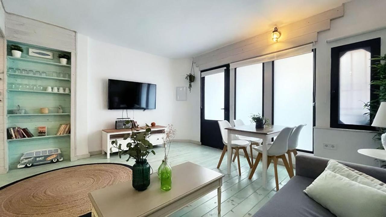 New Cozy Beach Apartment, Wifi Валенсия Екстериор снимка
